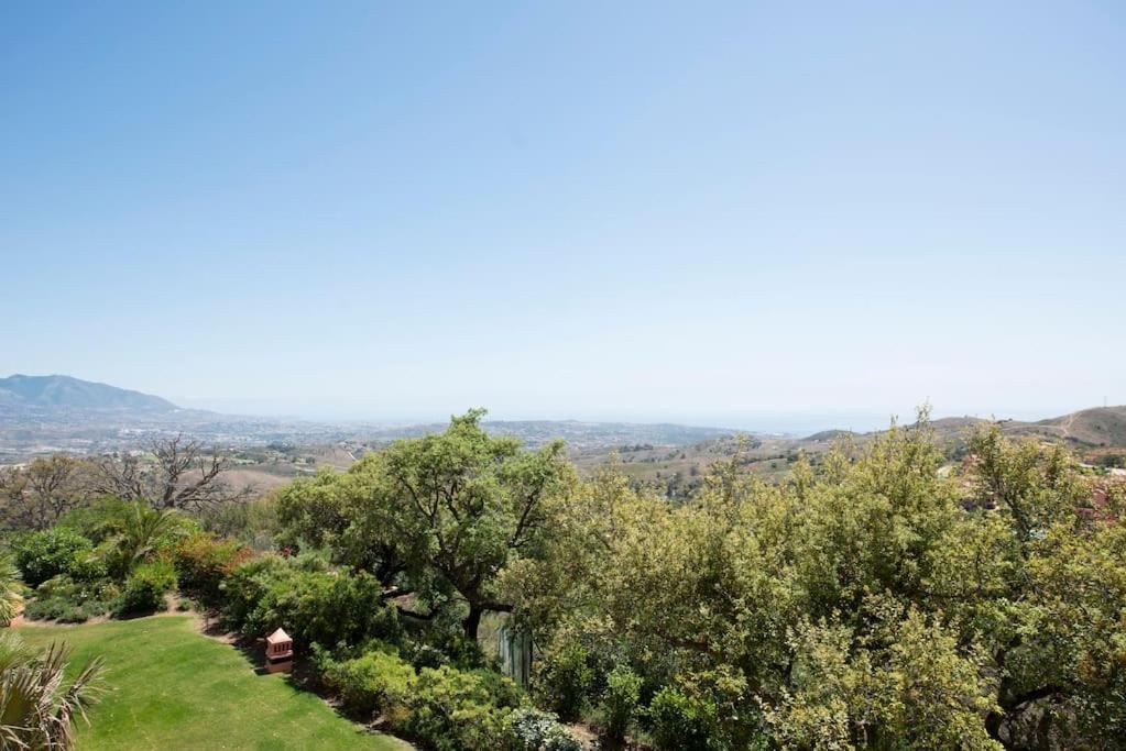 Luxury Apartment With Sea Views, Golf, Gym, Spa, 7 Pools Ojén エクステリア 写真