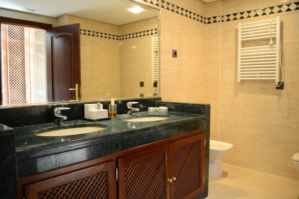 Luxury Apartment With Sea Views, Golf, Gym, Spa, 7 Pools Ojén エクステリア 写真