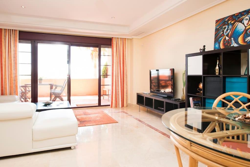 Luxury Apartment With Sea Views, Golf, Gym, Spa, 7 Pools Ojén エクステリア 写真